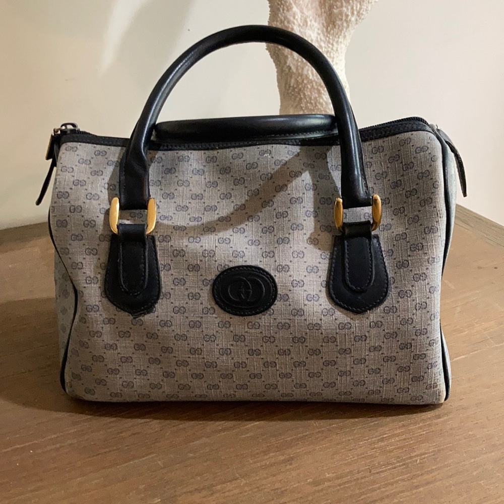 Vintage Authentic Gucci Mini GG Handbag in Navy.